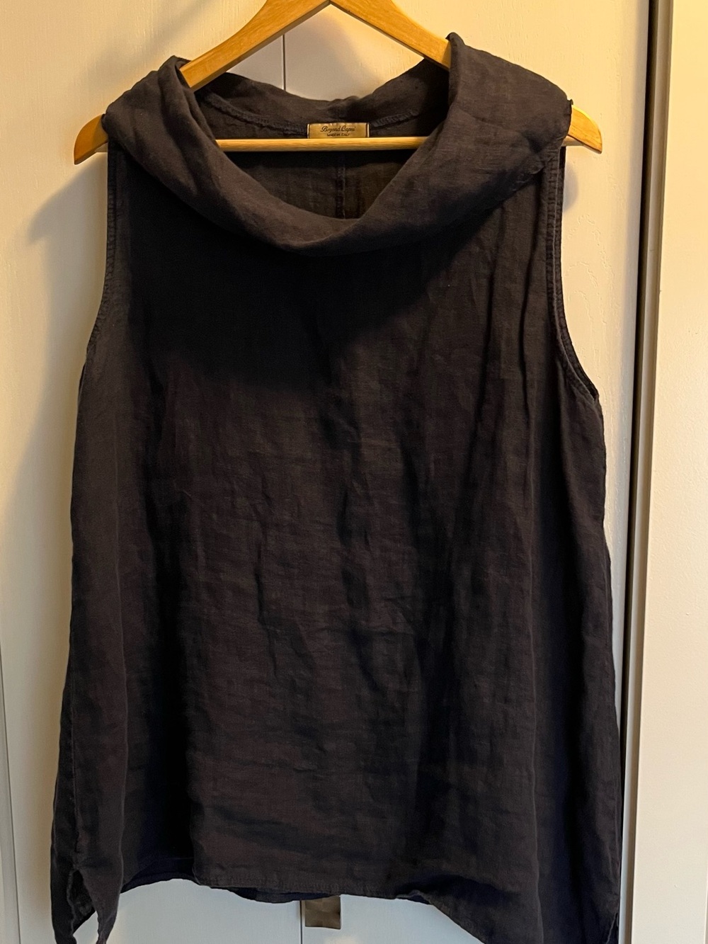 Sleeveless Cowl Neck Linen Top -Navy